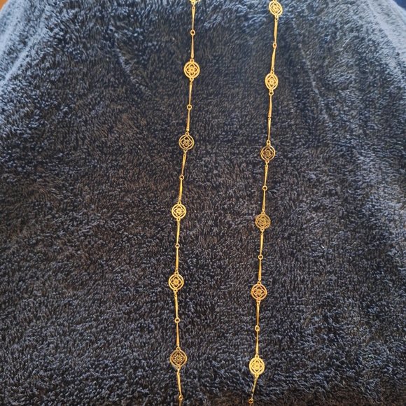 Vintage 1970's Gold Plated Flowerlace Necklace By Avon - Picture 4 of 4